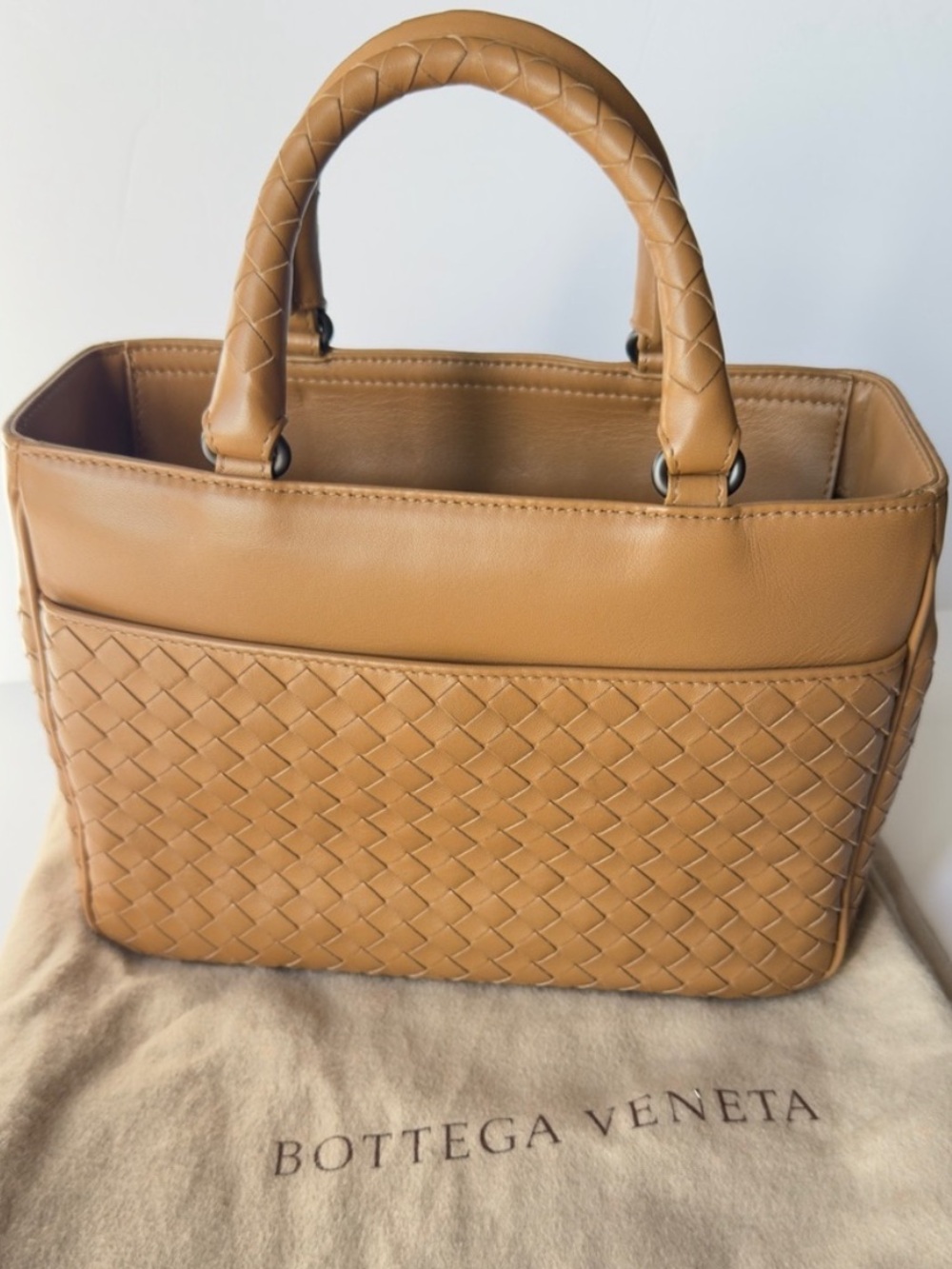 Bottega Veneta Handbag and Crossbody Bag - Picture 3 of 10